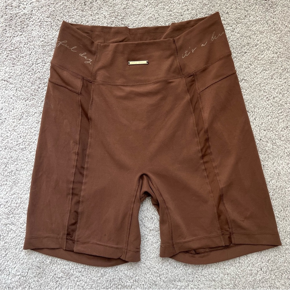 Whitney Simmons X Gymshark Mesh Shorts - Dandelion Brown